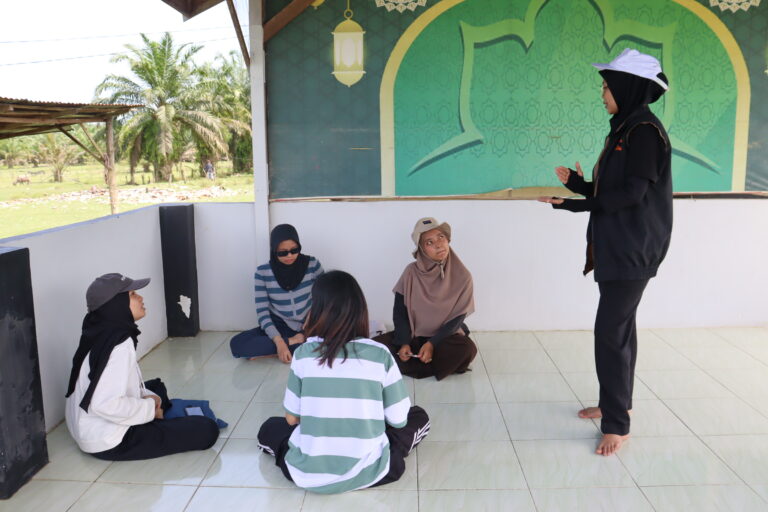Orientasi Seni Suku Seni Riau 9