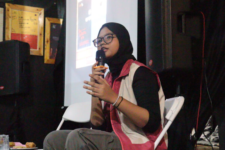The Silenced Soil Keberpihakan Melalui Suara-suara Keberanian Lewat Karya Seni 11