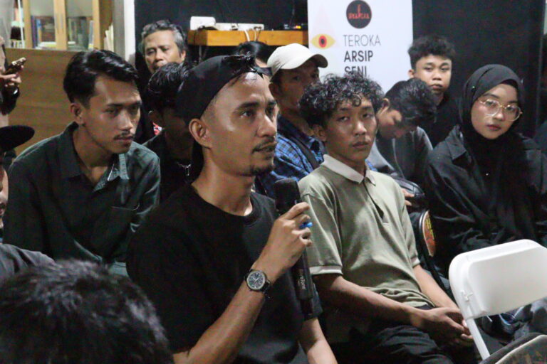 The Silenced Soil Keberpihakan Melalui Suara-suara Keberanian Lewat Karya Seni 13