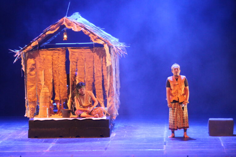 Suku Seni Pentaskan Panggil Aku Sakai Di TIM Jakarta 8