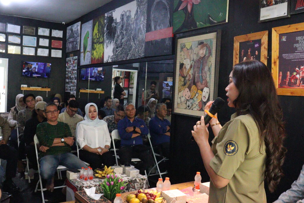 Diskusi Pariwisata dan Budaya Suku Seni Berkolaborasi dengan Utusan Khusus Presiden Bidang Pariwisata 7